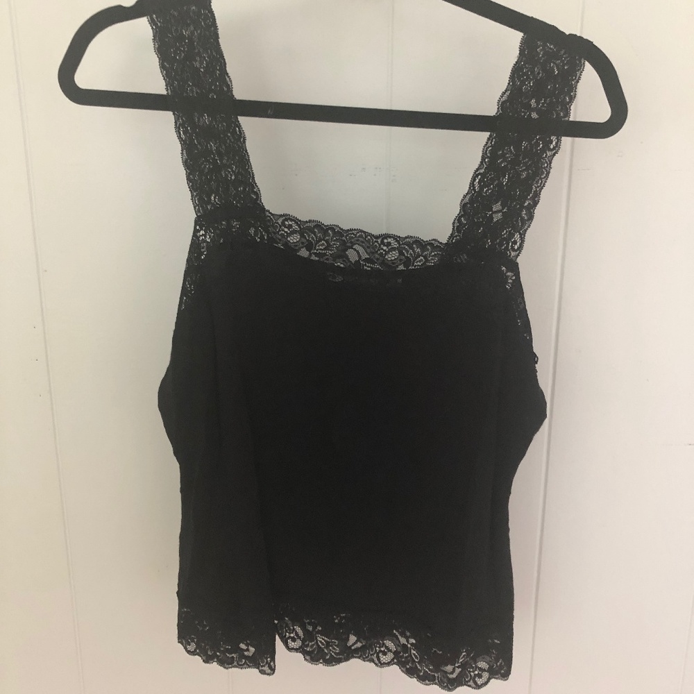 Lacy black camisole for sleep/lingerie